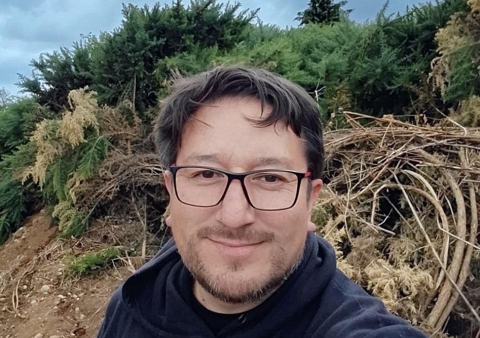 💡EUREKA UPLA: Rodrigo Navarro Ojeda, egresado de Pedagogía en Educación Básica y su innovador emprendimiento Rume Chacay