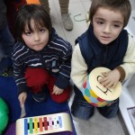 Niños en biblioteca infantil_UPLA
