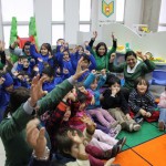 Niños en biblioteca infantil_UPLA