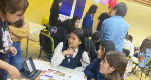 Docentes en formación de Pedagogía en Castellano UPLA se lucieron con actividades didácticas para escolares