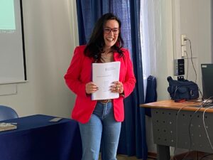 Estudiantes de la UPLA traducen al inglés el libro "Häxan" y firman acuerdo con su autora