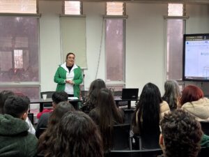 Integrantes de la Confederación de Estudiantes de las Ciencias Ambientales se reunieron en la UPLA