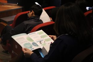 Itinerancia de revista “Cambalache” de la USACH llegó hasta la UPLA