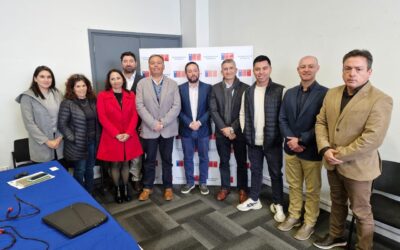 UPLA y universidades de la zona presentan resultados de evaluación del programa ministerial Crecer en Movimiento