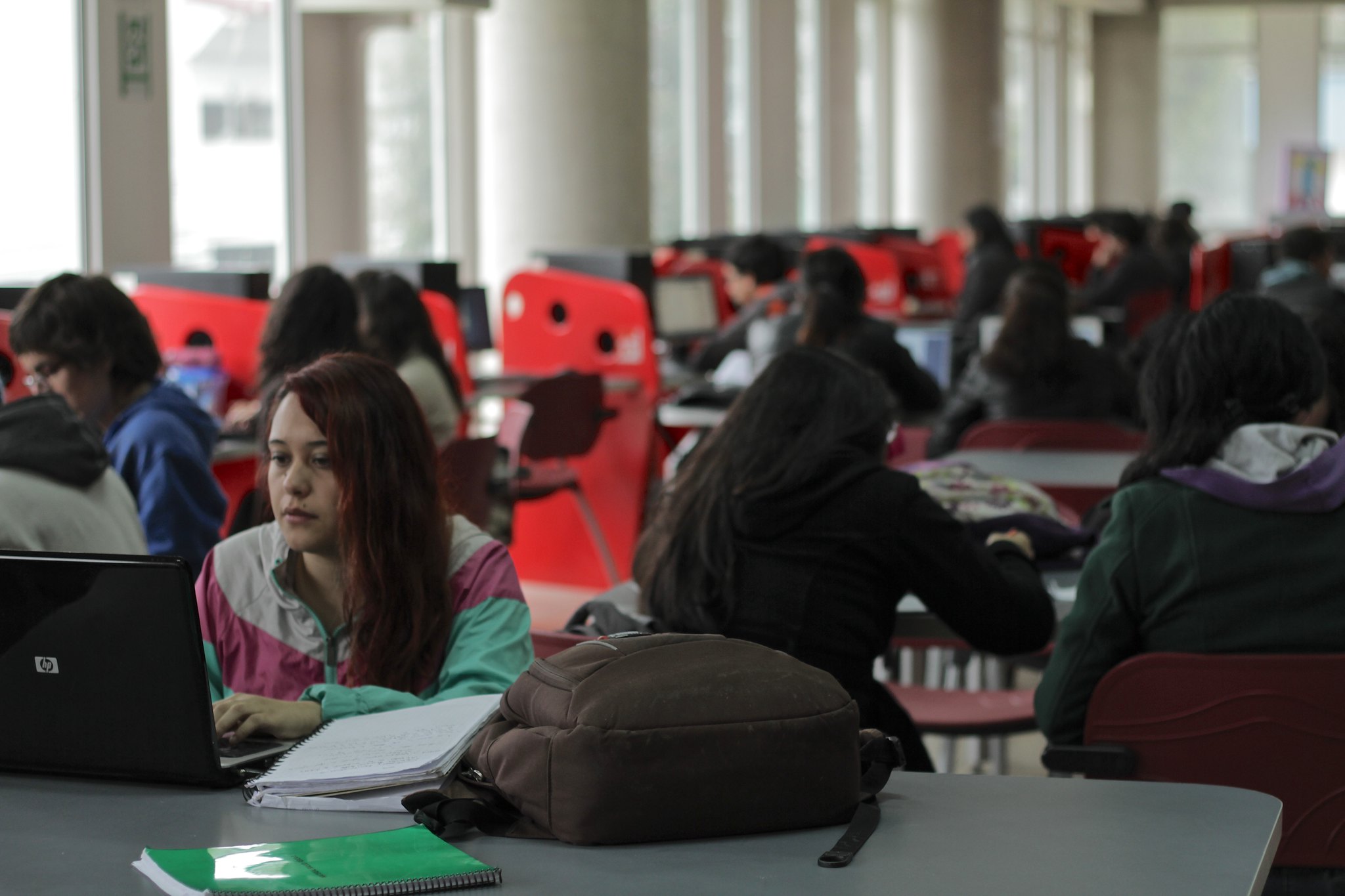 UPLA y Fundación Telefónica Movistar firman convenio para fortalecer competencias digitales en la comunidad universitaria