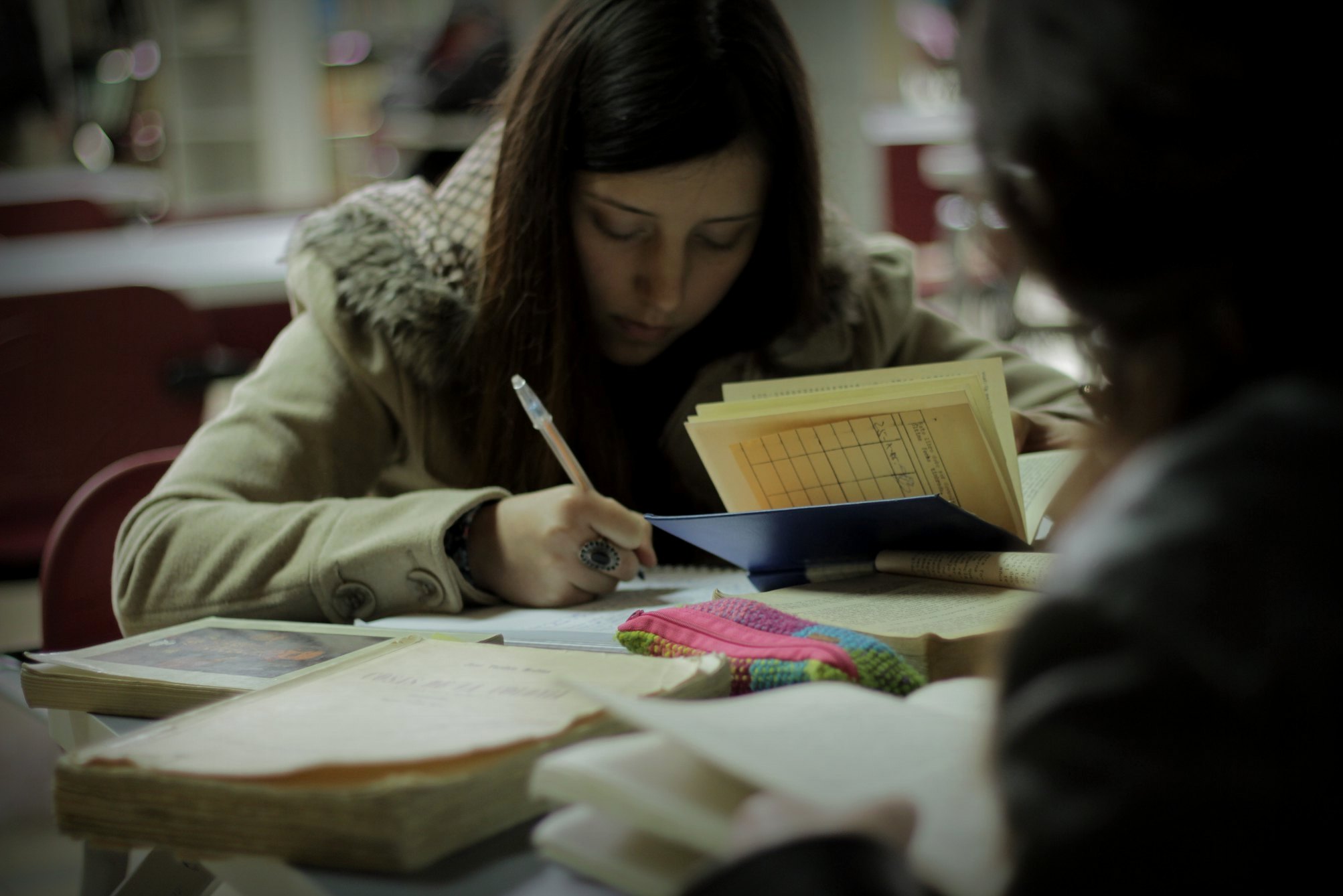 UAE dictará microtalleres sobre redacción de tesis y uso de normas APA y Vancouver