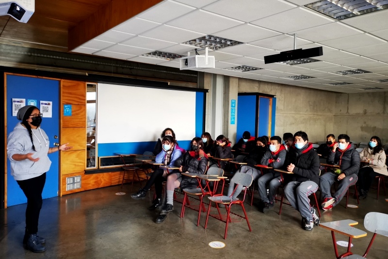 Embajadores UPLA difunden la Universidad y sus valores