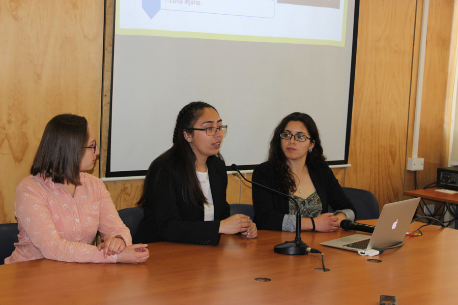 Académicos y autoridades gubernamentales se reunieron en coloquio sobre personas mayores