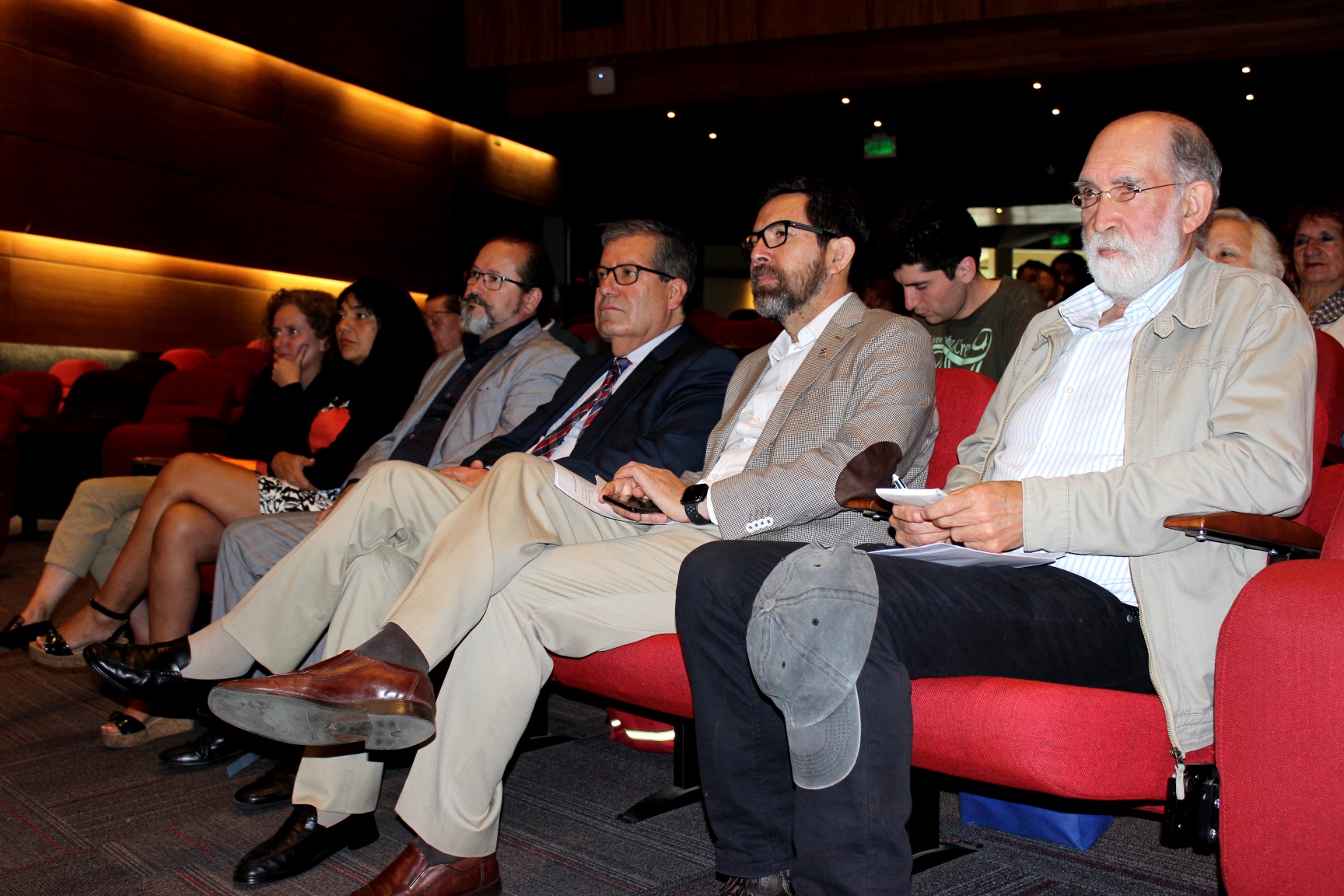 Personas mayores se reunieron en la UPLA para dialogar sobre su rol en la nueva Constitución