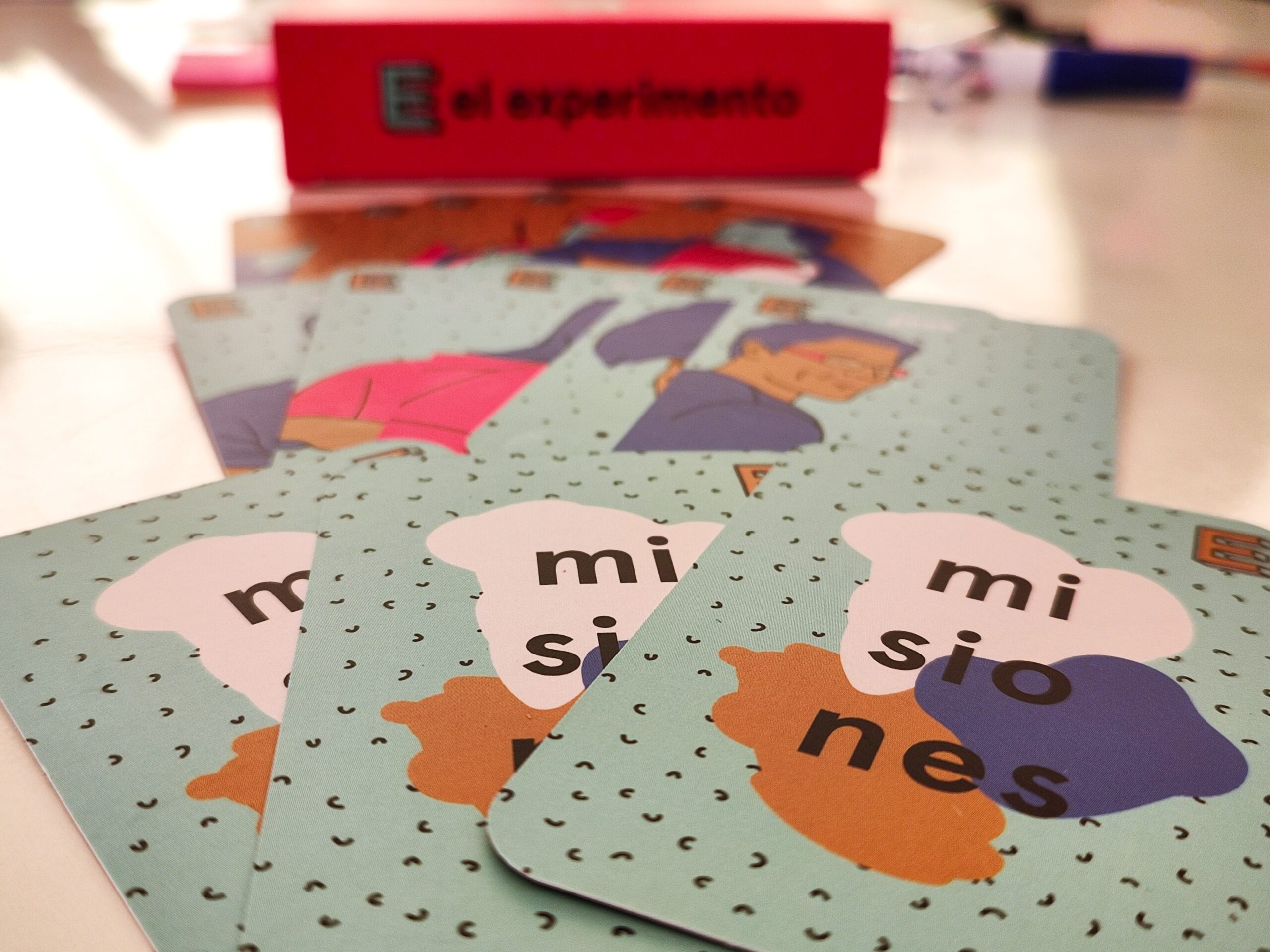 Estudiante UPLA lidera proyecto en el Valle del Aconcagua para prevenir la violencia escolar con estrategias didácticas basadas en juegos de mesa