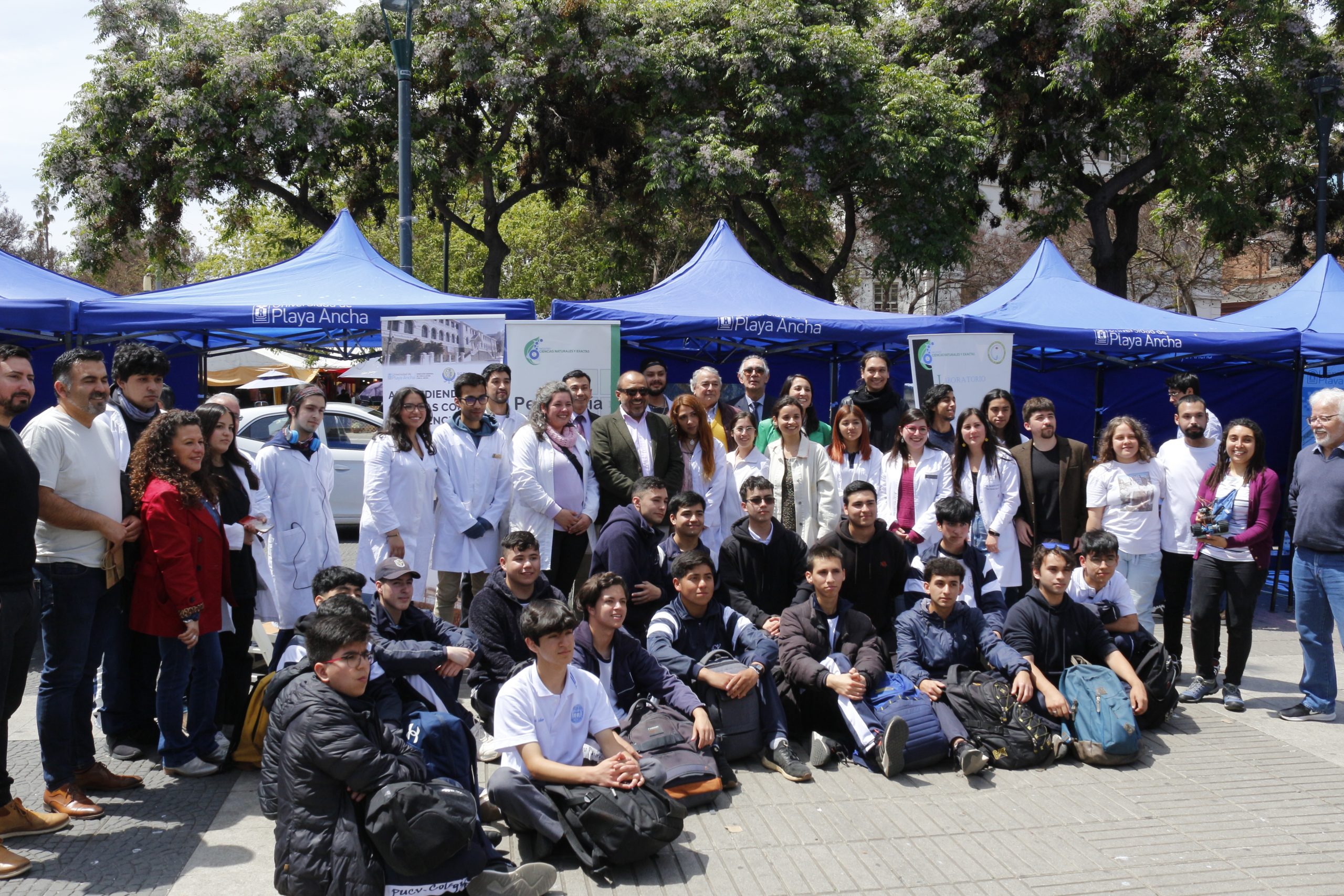 Feria de la ciencia UPLA se tomó la Plaza Cívica de Valparaíso