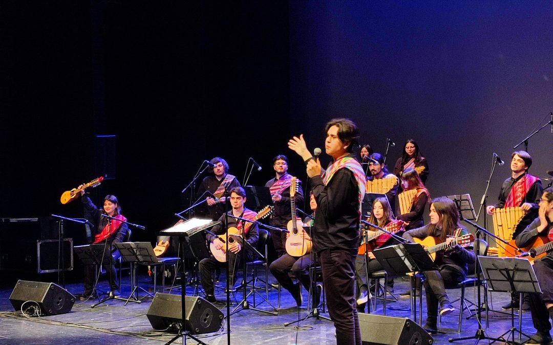 Ensamble Latinoamericano Abya Yala de la UPLA realizó doble concierto en el Parque Cultural de Valparaíso para colegios y vecinos/as de la región