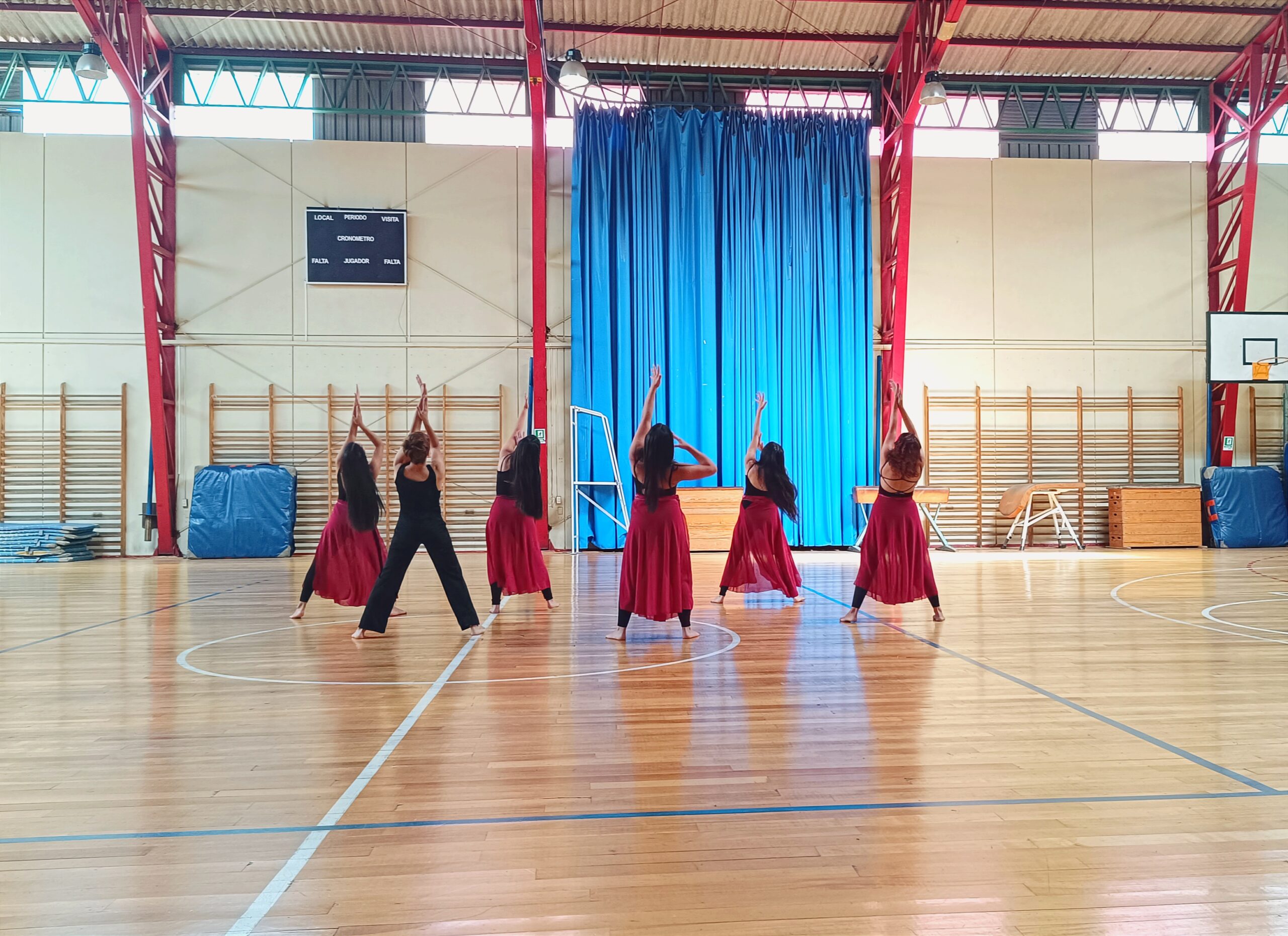 Ballet Gimnástico UPLA se presentó en la bienvenida a nuevos estudiantes de la Facultad de Ciencias de la Actividad Física y del Deporte