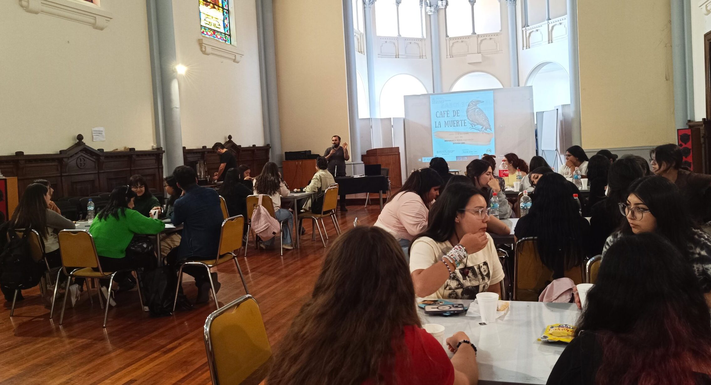 “Traer al diálogo la muerte como algo cotidiano”: Iniciativa UPLA se abre a reflexionar en comunidad sobre la normalización del deceso humano