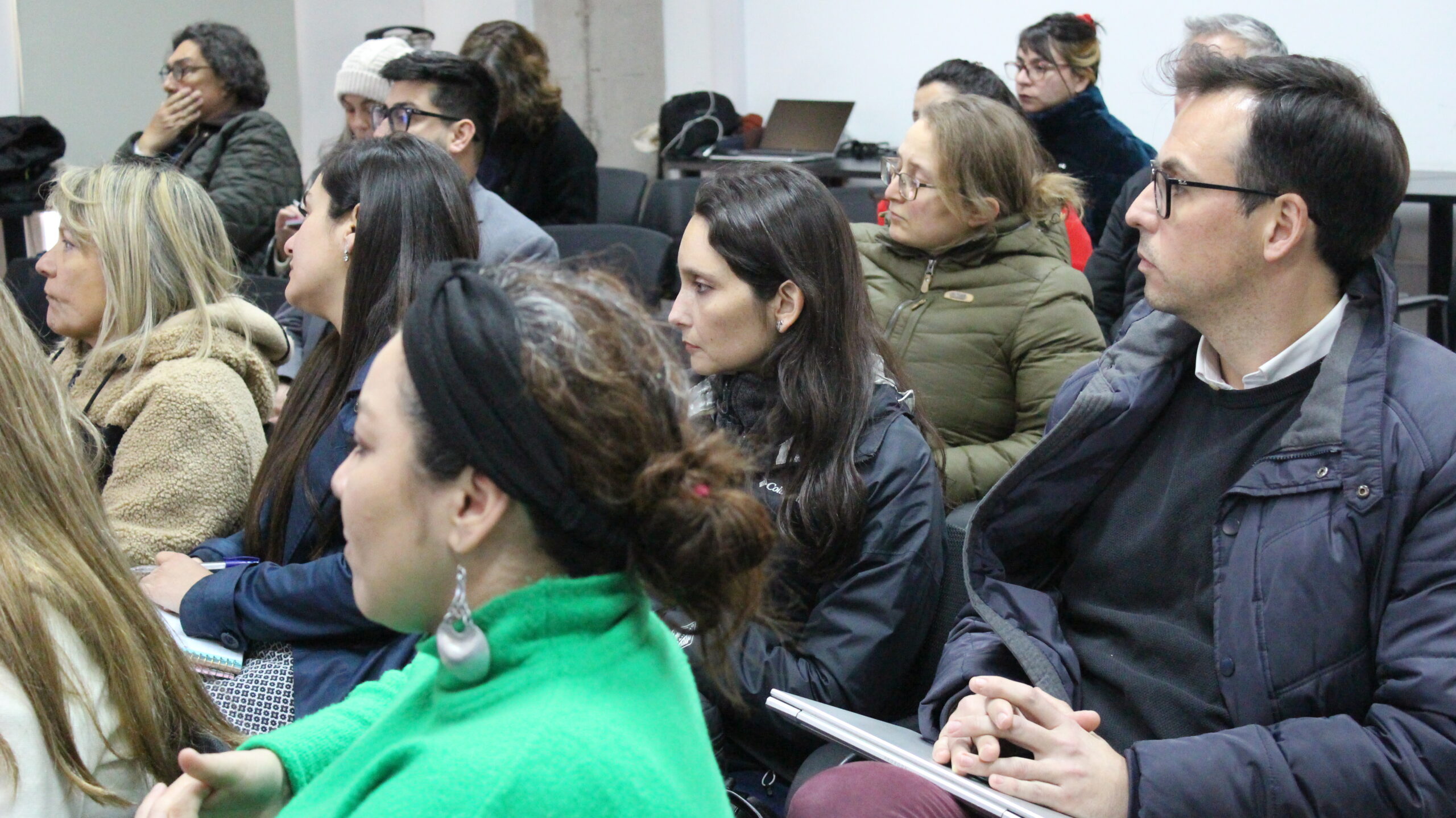 Proyectos SCL 2024 asistieron a capacitación sobre investigaciones científica con el CEC UPLA