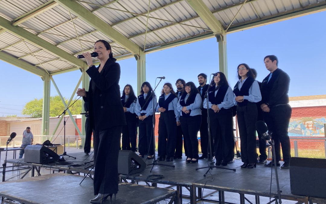 Coro de Cámara UPLA en el Colegio Carlos Alessandri Altamirano: un puente cultural en Algarrobo