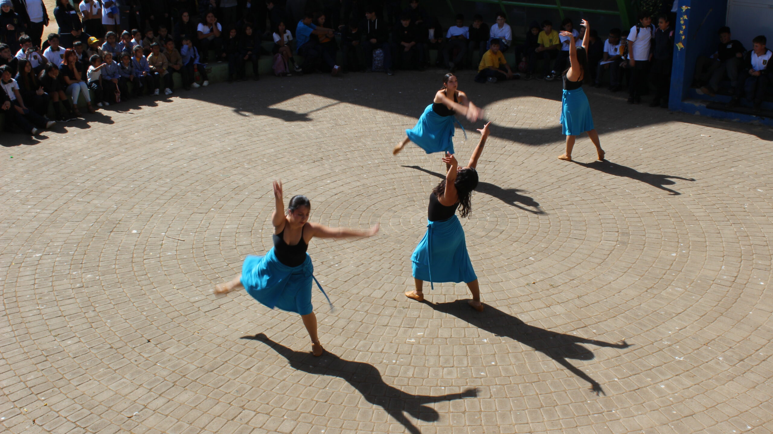 Liceo Alfredo Nazar Feres inició su año escolar junto con los Elencos Artísticos de la UPLA