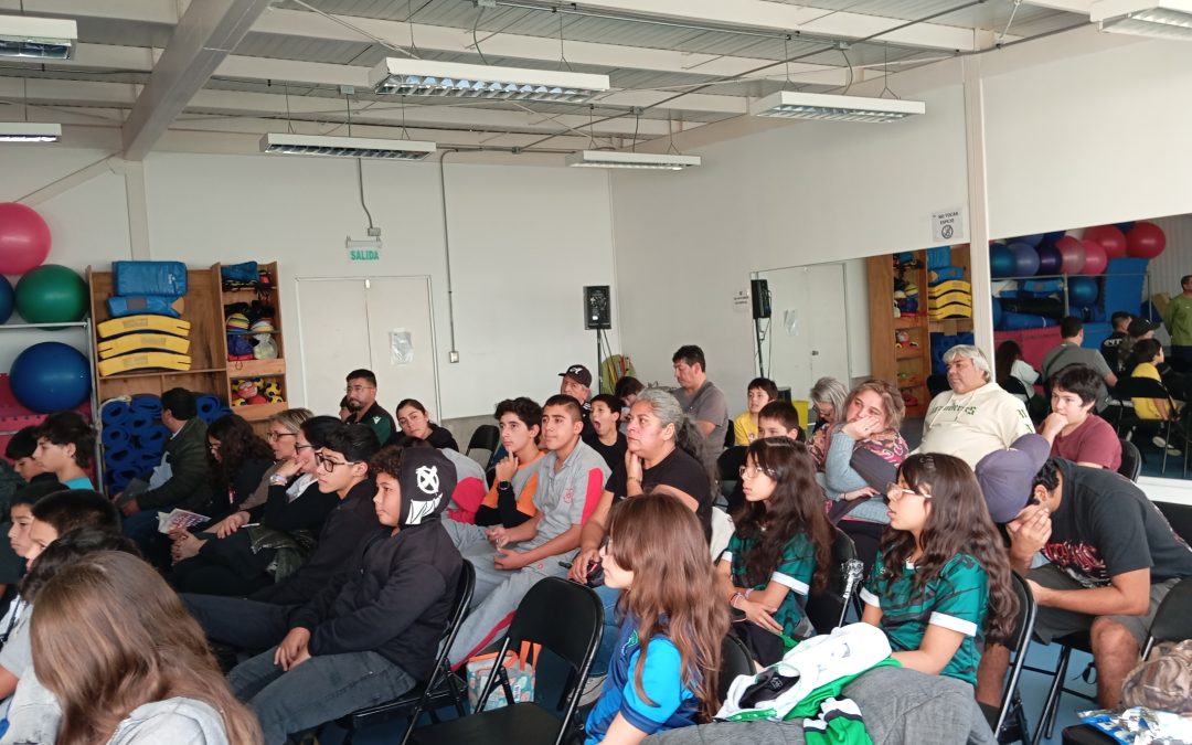 Entrelazando Saberes: Proyecto VcM realizará intervención psicodeportiva a la Rama de Natación y Waterpolo del Club Deportivo Playa Ancha