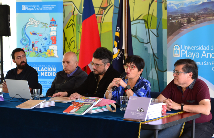 Editorial Puntángeles presentó libros junto a sus autores en el campus San Felipe