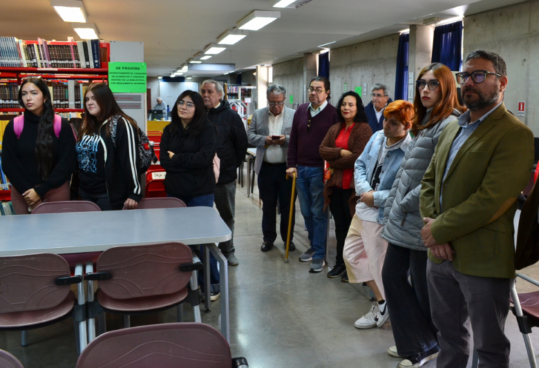 Inauguración exposición Víctor Jara en campus San Felipe