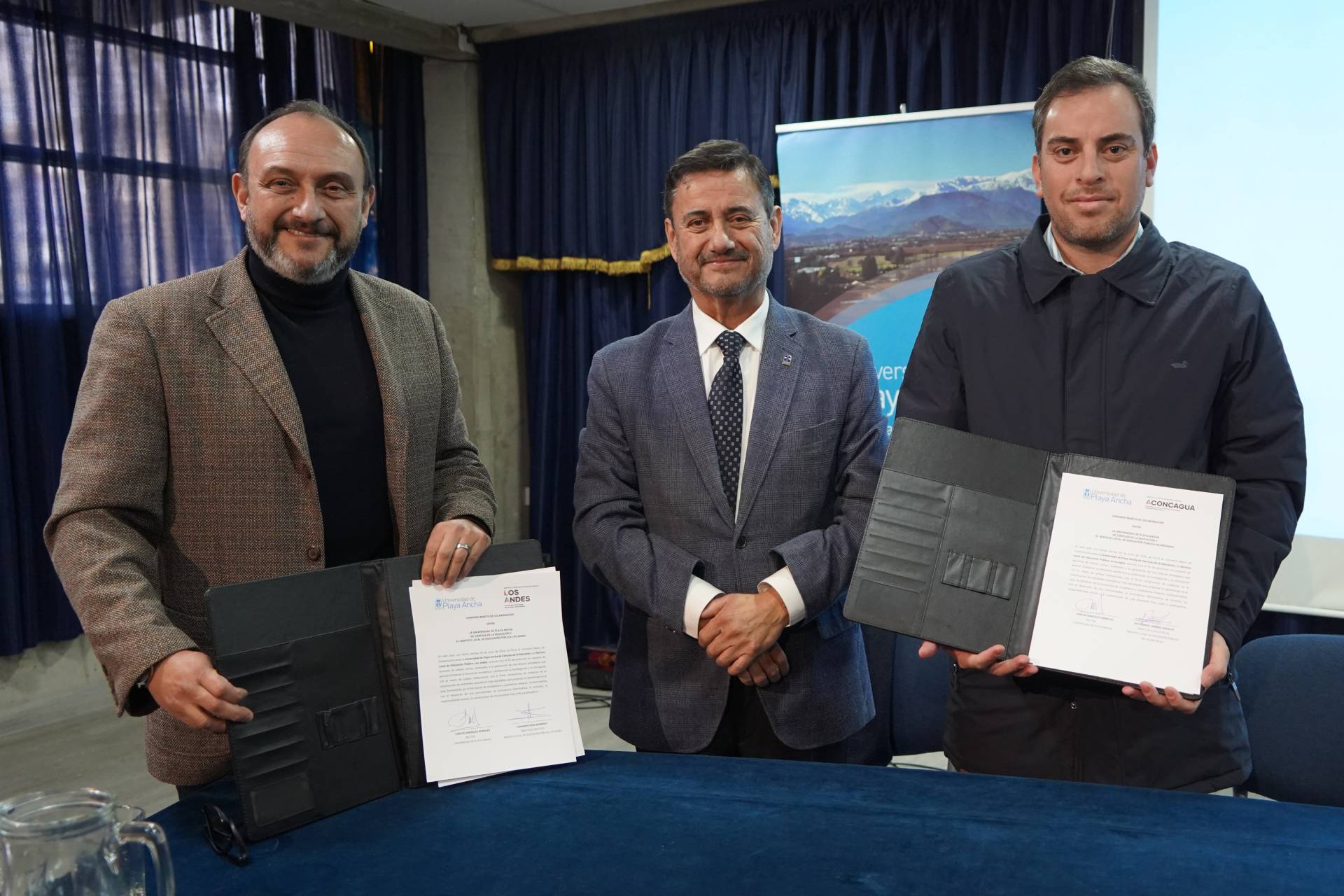 Leonardo Vera (izquierda), Carlos González (centro) e Ivo Jiménez (derecha)