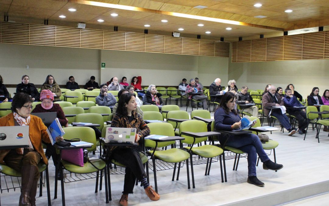 Vinculación con el Medio avanza en difusión de Modelo y Manual de Indicadores ante comunidad de la UPLA