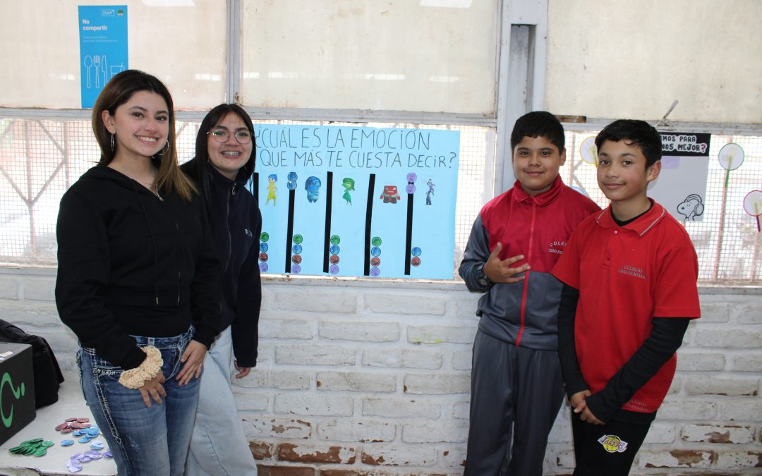 Aprender a comunicarse para convivir: estudiantes de Fonoaudiología UPLA desarrollan experiencia de aprendizaje situado con escolares de Playa Ancha